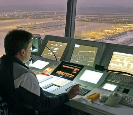 "1500 Uçaklık Filoyu Kim Yönetecek?"