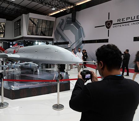 İtalya, Bayraktar TB3 SİHA'ları uçak gemisine entegre edecek