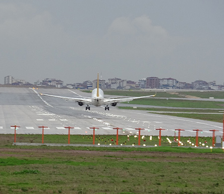 Sabiha Gökçen seyir terasına ziyaretçi akını