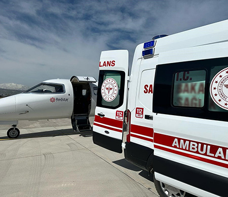 Beyin kanaması geçiren hastanın imdadına ambulans uçak yetişti