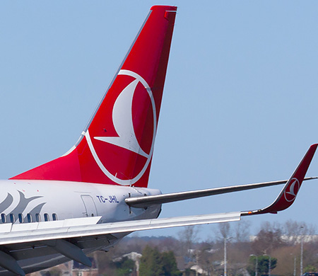 THY uçağı kalkış sonrası geri döndü