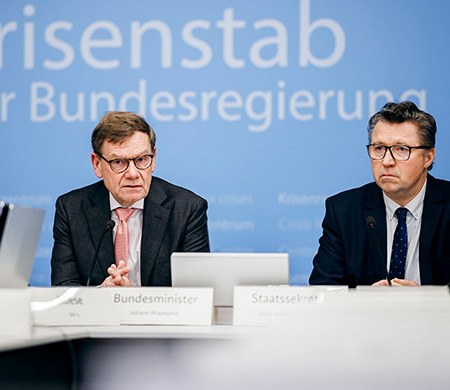 Almanya, Orta Doğu'da mahsur kalan vatandaşlarını tahliye edecek