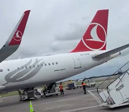 THY uçağı kuyruk sürttü
