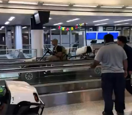Havalimanında öyle bir şey yaptı ki!