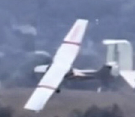 Meksika'da küçük uçak düştü: 4 ölü