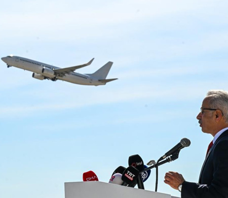 Bakan Uraloğlu'ndan uçuşta powerbank kullanımıyla ilgili açıklama