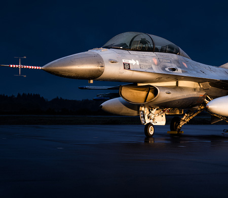 Romanya, Hollanda’dan 18 F-16 Uçağını 1 Euro Karşılığında Devralıyor