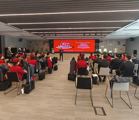 Hava İş Sendikası yeni üyelerle bir araya geldi