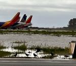 ABD'de şiddetli yağış hava trafiğini engelledi