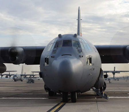 İran: "ABD'ye ait iki C-130 imza edildi"