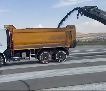 Van Ferit Melen Havalimanında pist sökme çalışmaları başladı