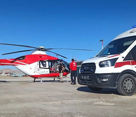 Ambulans helikopter kalp hastası bebeğin imdadına yetişti