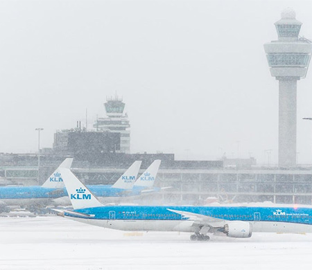 Hollanda'da 300 uçuş daha iptal edildi