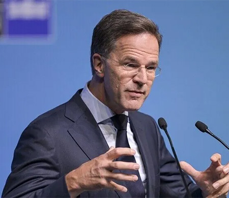 Rutte Ankara'da açıkladı; NATO'dan 12 uçaklık sipariş!