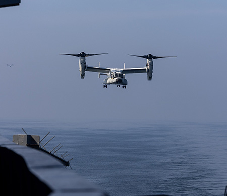 Witkoff’tan Umman Denizi’ndeki ABD uçak gemisine ziyaret