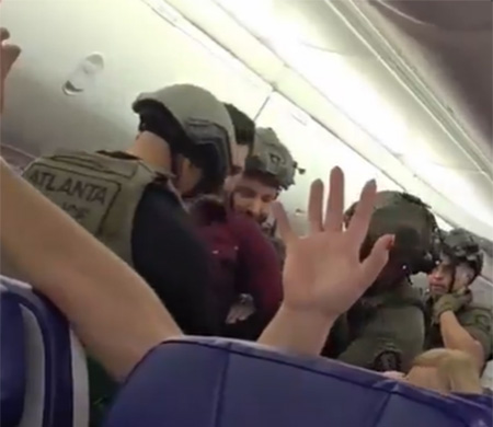 Onlarca polis uçağa girdi; Gözaltına aldı!