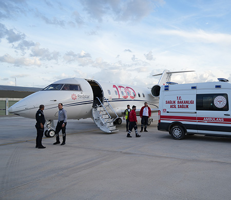 Ambulans uçak 7 aylık bebek için havalandı