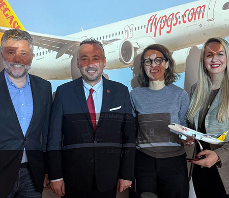 "Uşak Havalimanını aktif hale getirmek için var gücümüzle çalışıyoruz"