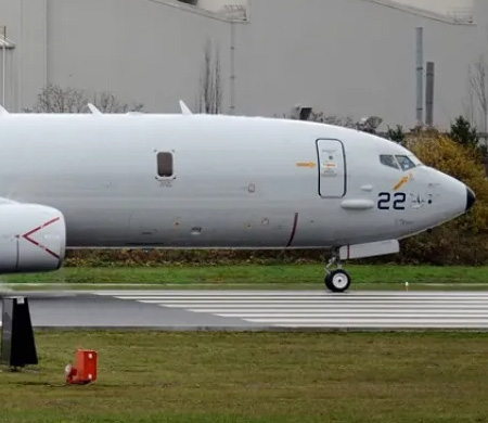 Hindistan P-8I Uçak Anlaşmasını Askıya Aldı