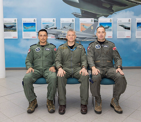 Türk pilotları Eurofighter uçuş eğitimlerine başladı