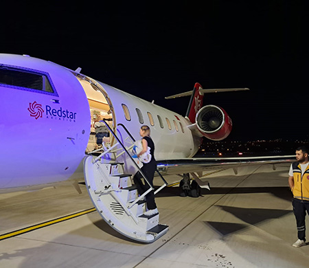 Ambulans uçak 4 buçuk aylık bebek için havalandı