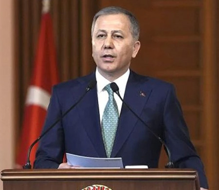 BAKAN YERLİKAYA'DAN DÜŞEN UÇAKLA İLGİLİ AÇIKLAMA