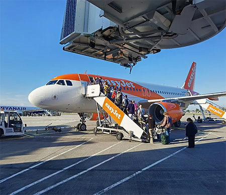 Easyjet 30.yılını kutluyor