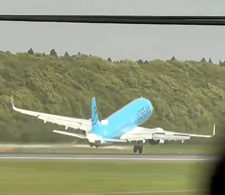 Korean Air uçağının pas geçme anı kamerada
