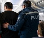 AJet Uçağında Sigara Krizi!