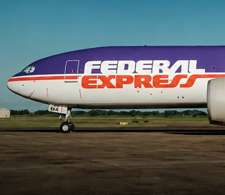 FedEx’ten Tarihe Saygı: Boeing 777F’ye 1973 Esintili Retro Giyirme