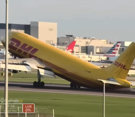 DHL uçağı iniş sırasında kuyruk sürttü!