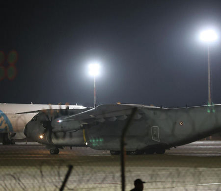 Şehitlerimizi taşıyan uçak Ankara'ya iniş yaptı