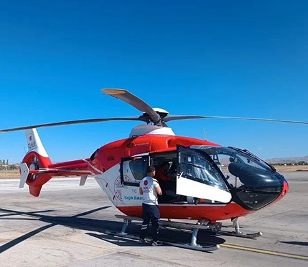 Ambulans uçak 34 günlük bebek için havalandı