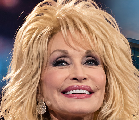 Dolly Parton Onuruna Tarihi Adım! Havalimanı İçin Karar Çıktı