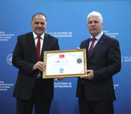 SHGM'ye 'Dijital Dönüşüm Zirvesi'nde başarı ödülü