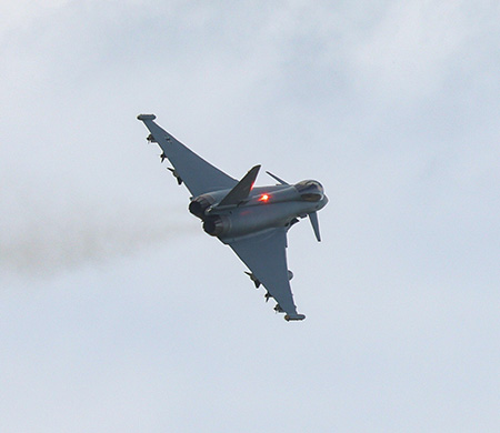 Almanya'nın Türkiye'ye Eurofighter satışı konusunda hazır olduğu iddiası