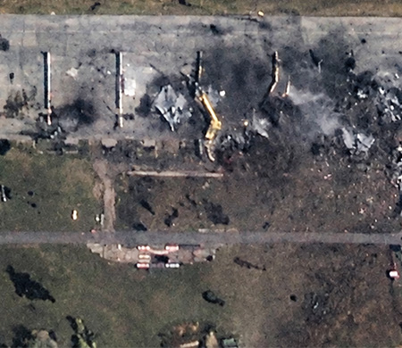 Ukrayna: "Voronezh'deki hava üssünde 6 Rus Su-34M askeri uçağı imha edildi"