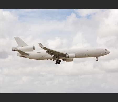 FAA, MD-11’den sonra DC-10 uçaklarını da yere indirdi