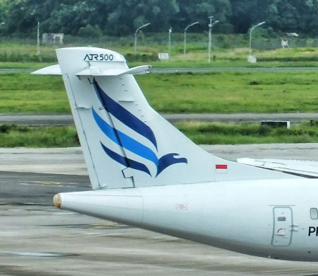 Endonezya'da ATR-42 tipi uçak kayboldu