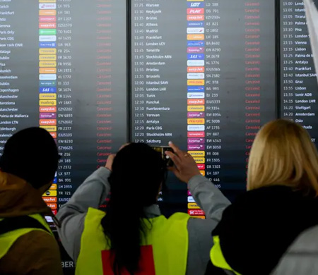 Berlin Brandenburg Havalimanı’nda Grev Krizi!