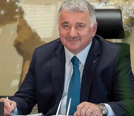 Bilal Ekşi: “Ağustos böceği değil, karınca olun”