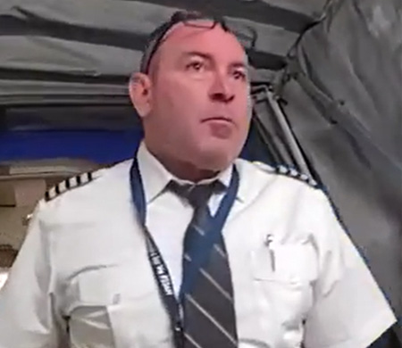 Sarhoş pilot uçak kalkmadan hemen önce yakalandı