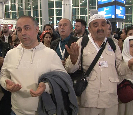 Yılın ilk hacı adayları İstanbul Havalimanı'ndan uğurlandı