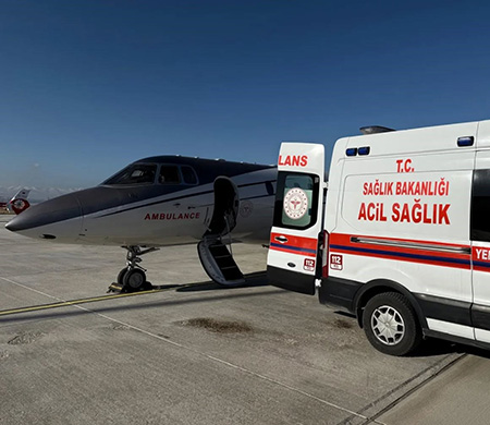 Ambulans uçak kalp hastası bebek için havalandı