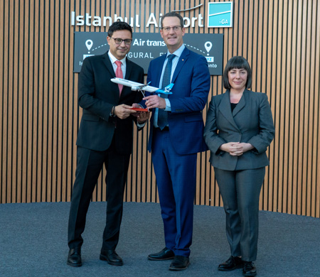 Air Transat Toronto-İstanbul uçuşlarına başladı