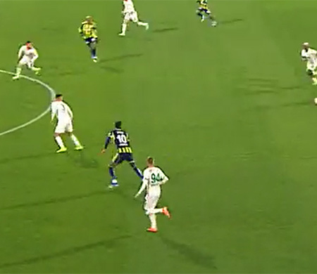 Olumsuz hava koşulları Fenerbahçe'nin uçuşunu erteledi