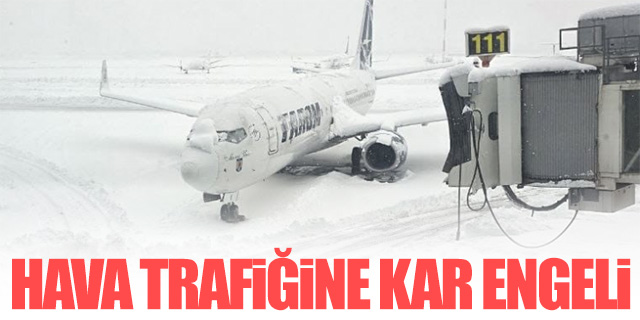 Hava trafiğine kar engeli