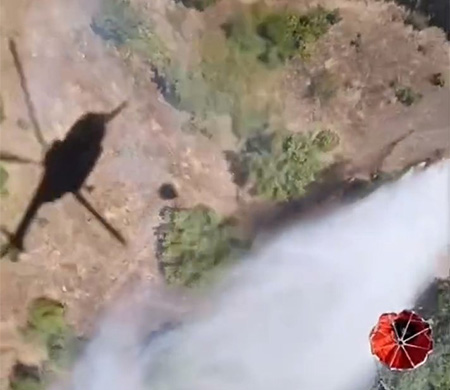 Sındırgı'daki yangına 6 uçak 6 helikopterle müdahale