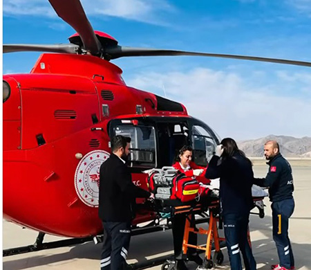 Ambulans helikopter 5 aylık bebek için havalandı