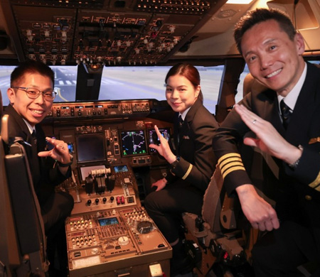 "Cathay Academy" Mezunu Pilotlar Uçuş Görevine Başladı